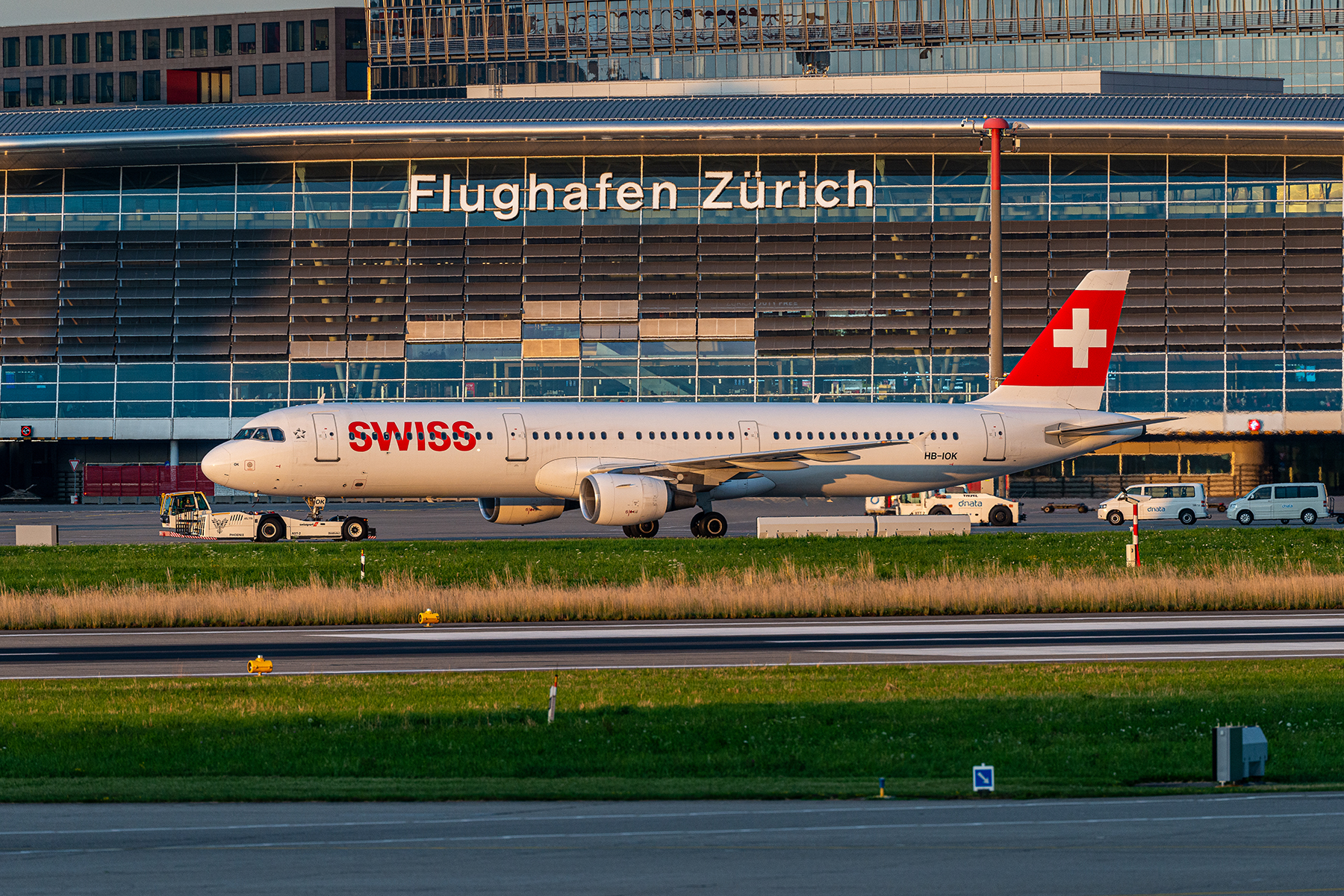 Flughafen Zürich mit 27.5 Millionen Halbjahresverlust Cockpit
